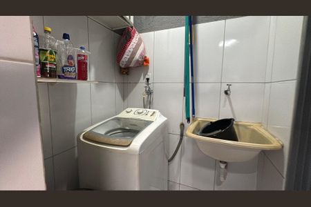 Casa à venda com 150m², 3 quartos e 2 vagasLavanderia