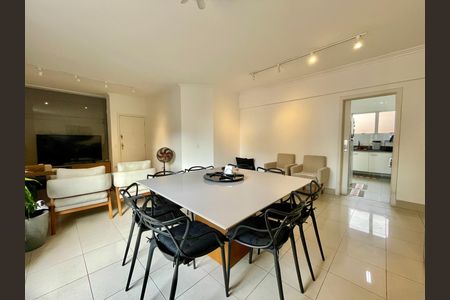 Apartamento à venda com 133m², 4 quartos e 2 vagas