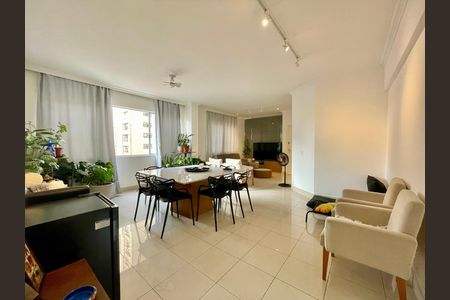 Apartamento à venda com 133m², 4 quartos e 2 vagas