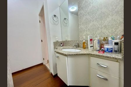 Apartamento à venda com 133m², 4 quartos e 2 vagas