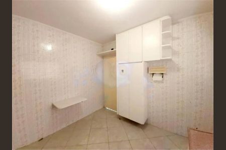Casa à venda com 3 quartos, 165m² em Cidade Dutra, São Paulo