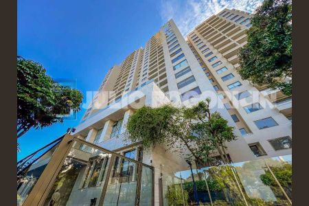 Apartamento à venda com 181m², 3 quartos e 2 vagas
