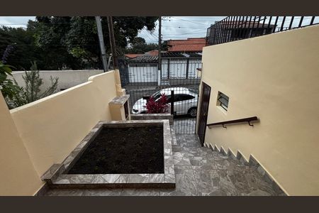 Casa para alugar com 152m², 2 quartos e 2 vagas Casa para alugar com 152m², 2 quartos e 2 vagasQuintal