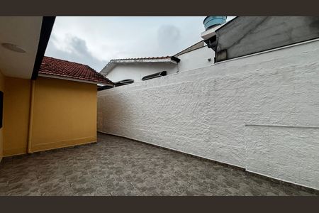 Casa para alugar com 152m², 2 quartos e 2 vagas Casa para alugar com 152m², 2 quartos e 2 vagasQuintal