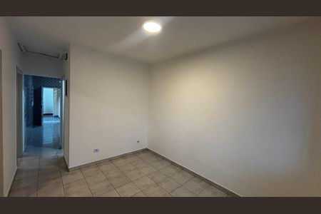 Casa para alugar com 152m², 2 quartos e 2 vagas Casa para alugar com 152m², 2 quartos e 2 vagasSala