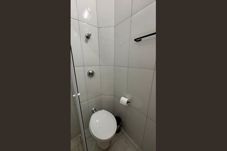 Casa para alugar com 152m², 2 quartos e 2 vagas Casa para alugar com 152m², 2 quartos e 2 vagasBanheiro