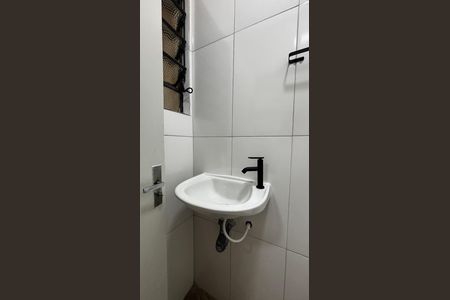 Casa para alugar com 152m², 2 quartos e 2 vagas Casa para alugar com 152m², 2 quartos e 2 vagasBanheiro