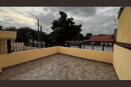 Casa para alugar com 152m², 2 quartos e 2 vagas Casa para alugar com 152m², 2 quartos e 2 vagasQuintal
