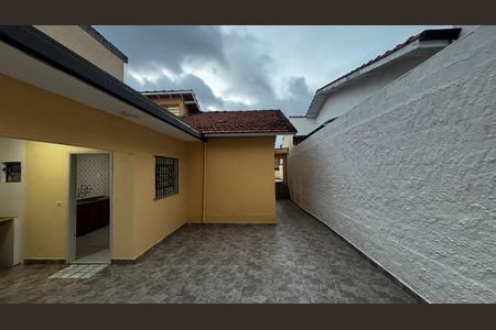 Casa para alugar com 152m², 2 quartos e 2 vagas Casa para alugar com 152m², 2 quartos e 2 vagasQuintal