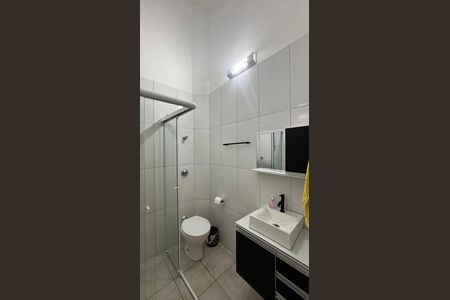 Casa para alugar com 152m², 2 quartos e 2 vagas Casa para alugar com 152m², 2 quartos e 2 vagasBanheiro