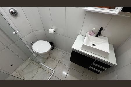 Casa para alugar com 152m², 2 quartos e 2 vagas Casa para alugar com 152m², 2 quartos e 2 vagasBanheiro