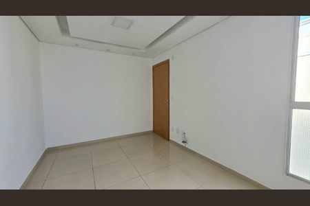 Apartamento para alugar com 2 quartos, 45m² em Lundcéia, Lagoa Santa
