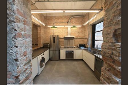 Casa para alugar com 230m², 2 quartos e 1 vaga