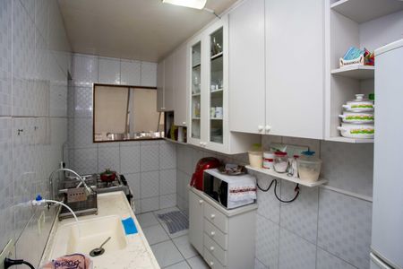 Apartamento para alugar com 52m², 2 quartos e 1 vagaCozinha