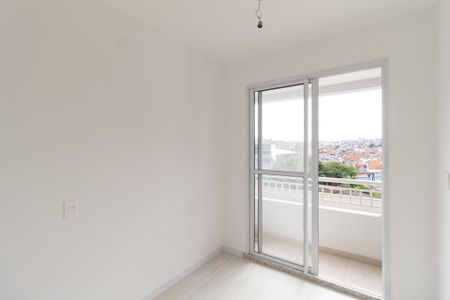 Sala de apartamento para alugar com 2 quartos, 42m² em Jardim Planalto, Carapicuíba