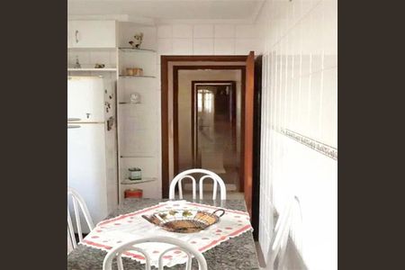 Casa à venda com 3 quartos, 175m² em Vila Santa Terezinha (Zona Norte), São Paulo