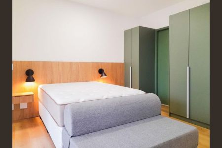 Sala/Quarto de kitnet/studio à venda com 1 quarto, 33m² em Jardim das Acacias, São Paulo