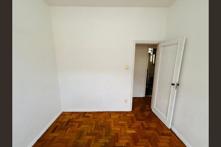 Apartamento à venda com 65m², 2 quartos e sem vaga