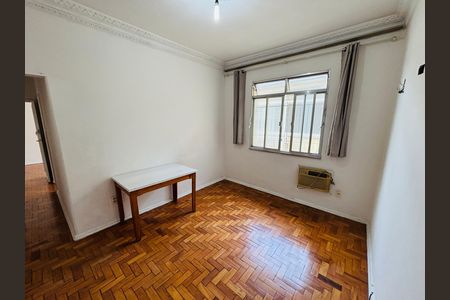 Apartamento à venda com 65m², 2 quartos e sem vaga