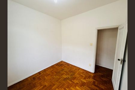 Apartamento à venda com 65m², 2 quartos e sem vaga