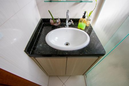 Apartamento à venda com 113m², 2 quartos e 2 vagas Apartamento à venda com 113m², 2 quartos e 2 vagasBanheiro social