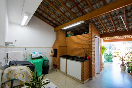 Apartamento à venda com 113m², 2 quartos e 2 vagas Apartamento à venda com 113m², 2 quartos e 2 vagasÁrea de serviço/Espaço gourmet