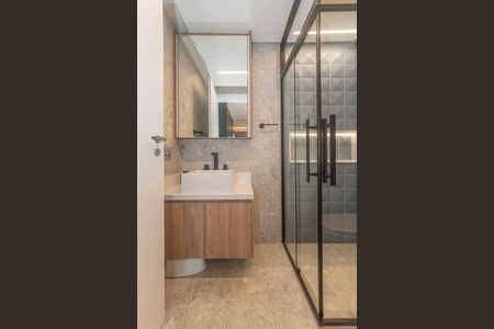 Apartamento à venda com 197m², 3 quartos e 3 vagasBanheiro da Suíte 1