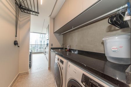 Apartamento à venda com 197m², 3 quartos e 3 vagasLavanderia