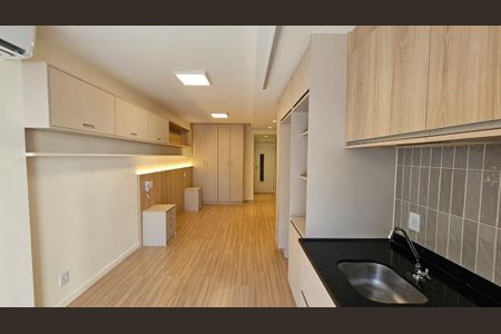 Studio para alugar com 33m², 1 quarto e sem vaga Studio para alugar com 33m², 1 quarto e sem vagaCozinha