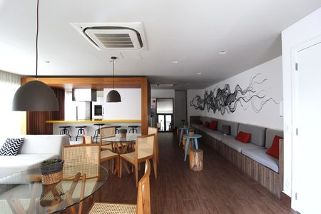 Apartamento à venda com 33m², 1 quarto e 1 vagaÁrea Comum - Salão de Festas