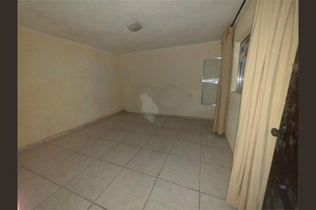Casa à venda com 3 quartos, 160m² em Moinho Velho, São Paulo