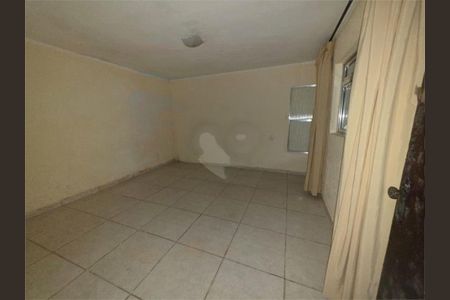Casa à venda com 3 quartos, 160m² em Moinho Velho, São Paulo