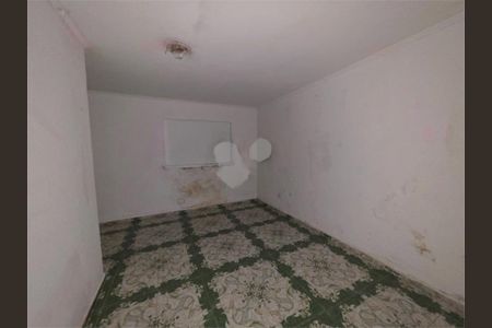 Casa à venda com 3 quartos, 160m² em Moinho Velho, São Paulo