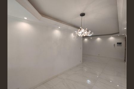 Apartamento para alugar com 78m², 3 quartos e 1 vaga Apartamento para alugar com 78m², 3 quartos e 1 vagaSala