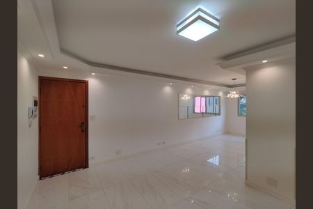 Apartamento para alugar com 78m², 3 quartos e 1 vaga Apartamento para alugar com 78m², 3 quartos e 1 vagaSala