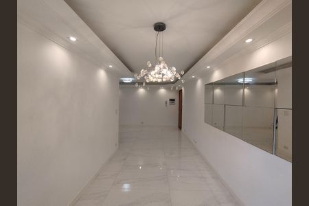 Sala  de apartamento para alugar com 3 quartos, 78m² em Jardim Patente, São Paulo