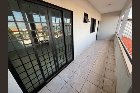 Casa para alugar com 180m², 4 quartos e 3 vagas