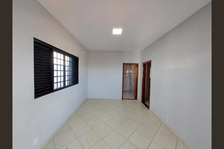 Sala de casa para alugar com 4 quartos, 180m² em Umuarama, Uberlândia