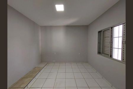 Casa para alugar com 180m², 4 quartos e 3 vagas