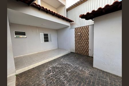 Casa para alugar com 180m², 4 quartos e 3 vagas