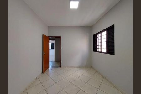 Sala de casa para alugar com 4 quartos, 180m² em Umuarama, Uberlândia