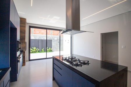 Casa de condomínio para alugar com 159m², 3 quartos e 4 vagas Casa de condomínio para alugar com 159m², 3 quartos e 4 vagasCozinha