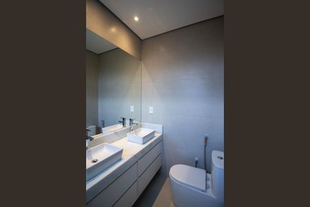 Casa de condomínio para alugar com 159m², 3 quartos e 4 vagas Casa de condomínio para alugar com 159m², 3 quartos e 4 vagasBanheiro da Suíte 1
