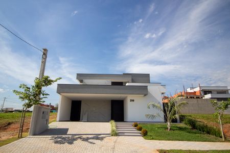 Casa de condomínio para alugar com 159m², 3 quartos e 4 vagas Casa de condomínio para alugar com 159m², 3 quartos e 4 vagasFachada da Casa