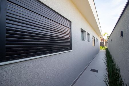 Casa de condomínio para alugar com 159m², 3 quartos e 4 vagas Casa de condomínio para alugar com 159m², 3 quartos e 4 vagasCorredor Externo