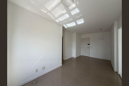 Apartamento para alugar com 70m², 2 quartos e 1 vaga Apartamento para alugar com 70m², 2 quartos e 1 vagaSala