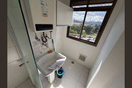 Apartamento para alugar com 70m², 2 quartos e 1 vaga Apartamento para alugar com 70m², 2 quartos e 1 vagaÁrea de serviço