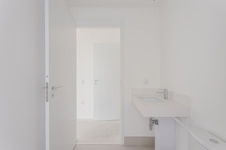 Apartamento à venda com 70m², 2 quartos e 1 vaga Apartamento à venda com 70m², 2 quartos e 1 vagaBanheiro da Suíte