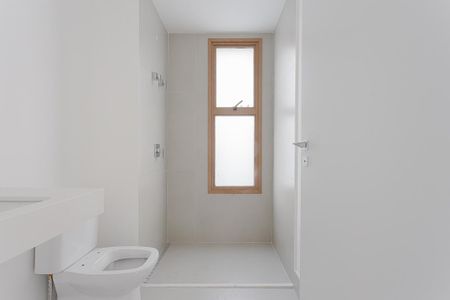 Apartamento à venda com 70m², 2 quartos e 1 vaga Apartamento à venda com 70m², 2 quartos e 1 vagaBanheiro da Suíte