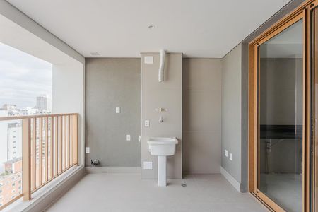 Apartamento à venda com 70m², 2 quartos e 1 vaga Apartamento à venda com 70m², 2 quartos e 1 vagaVaranda